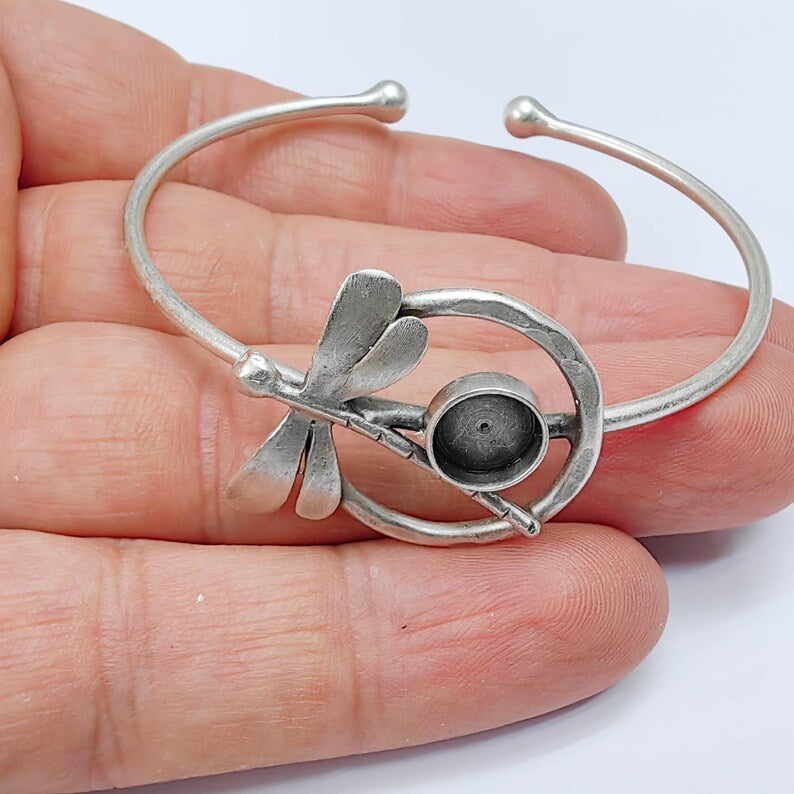Dragonfly Bracelet, 8mm Bezel, Adjustable Brass Cuff, Antique Silver Plated, G37591