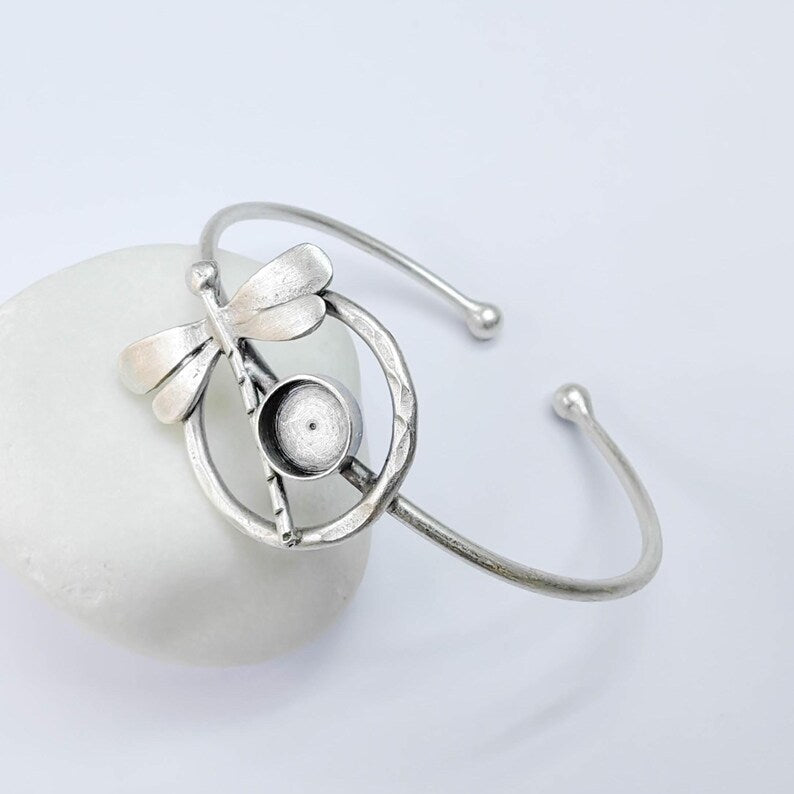 Dragonfly Bracelet, 8mm Bezel, Adjustable Brass Cuff, Antique Silver Plated, G37591