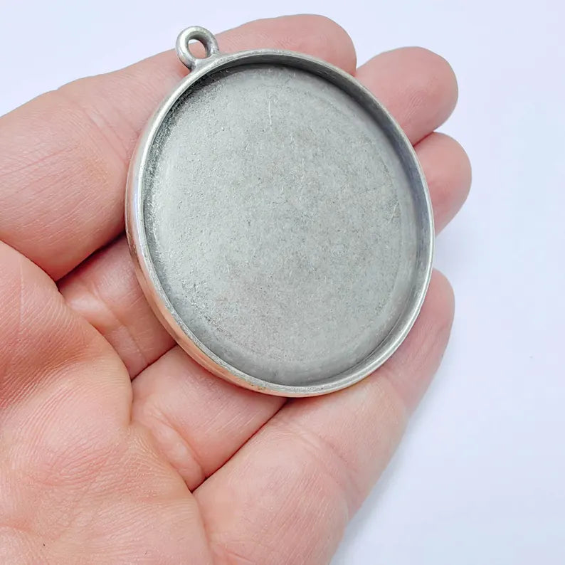 Large Round Pendant Blanks, Resin Bezel Bases, Mountings, Antique Silver Plated 50 mm G37597