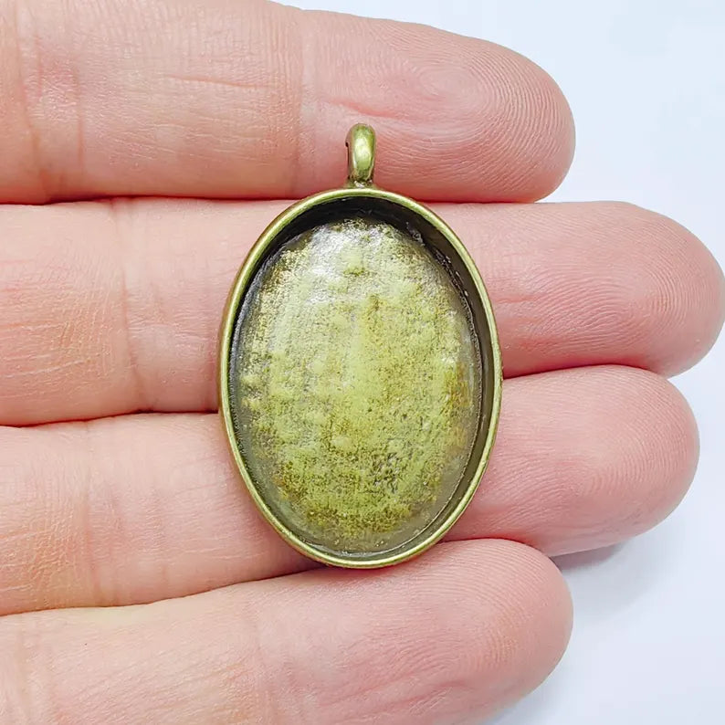 Oval Pendant Blanks, Resin Bezel Bases, Mosaic Mountings, Antique Bronze Plated (30x22mm) G37599
