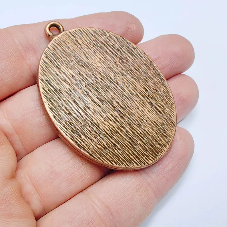 Large Oval Pendant Blanks, Resin Bezel Base, Mosaic Mountings, Antique Copper Plated 50x40mm G37600