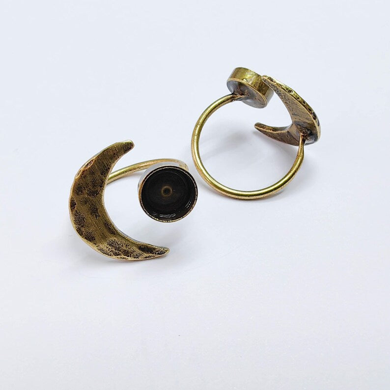 Crescent Moon Adjustable Ring, 8mm Bezel Setting, Antique Bronze Ring Base, G37630
