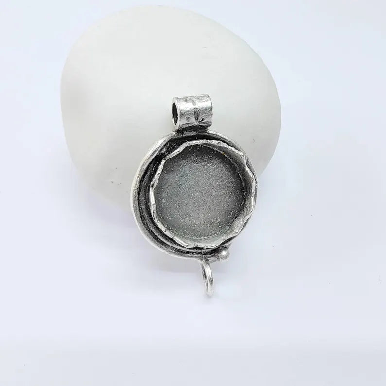 Organic Oval Pendant Base, Textured Bezel Setting for Resin Jewelry, Antique Silver, 35x23mm, G37643