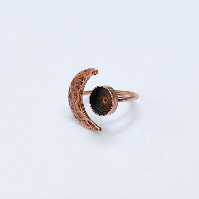 Crescent Moon Adjustable Ring, 8mm Bezel Setting, Antique Copper Ring Base, G37644