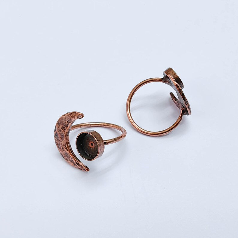 Crescent Moon Adjustable Ring, 8mm Bezel Setting, Antique Copper Ring Base, G37644