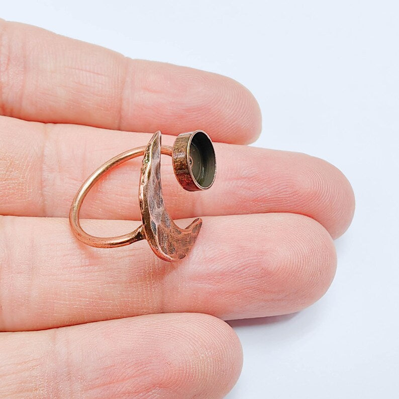Crescent Moon Adjustable Ring, 8mm Bezel Setting, Antique Copper Ring Base, G37644