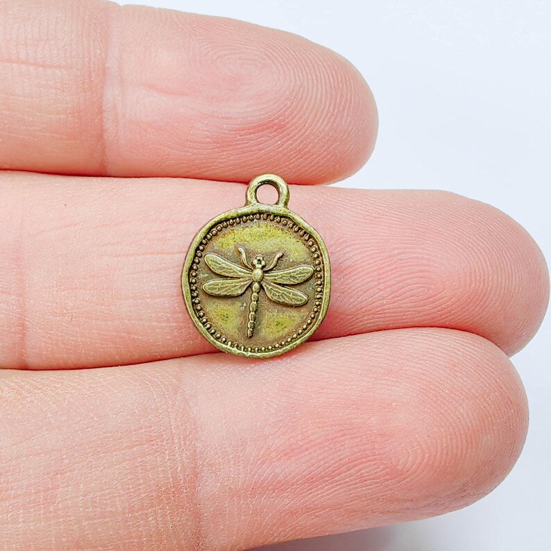 4 Dragonfly Charm, Double Sided Pendant, Nature Bracelet Earring Supply, Antique Bronze Plated 16x13mm G37649