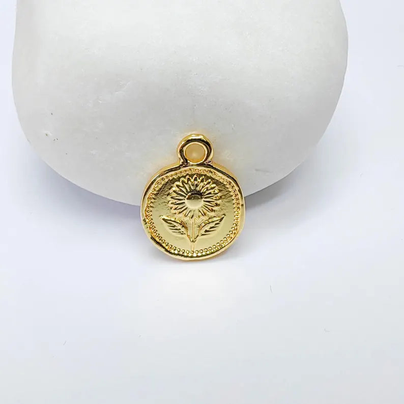 2 Sunflower Charm, Double Sided Flower Pendant, 24k Gold Plated, Jewelry Making, G37612