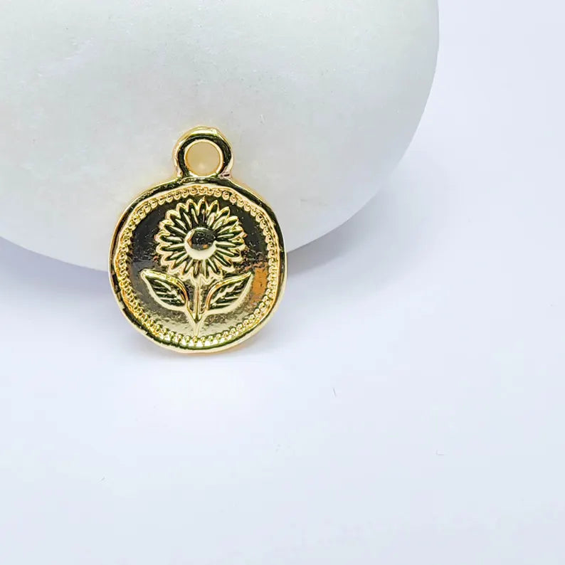 2 Sunflower Charm, Double Sided Flower Pendant, 24k Gold Plated, Jewelry Making, G37612