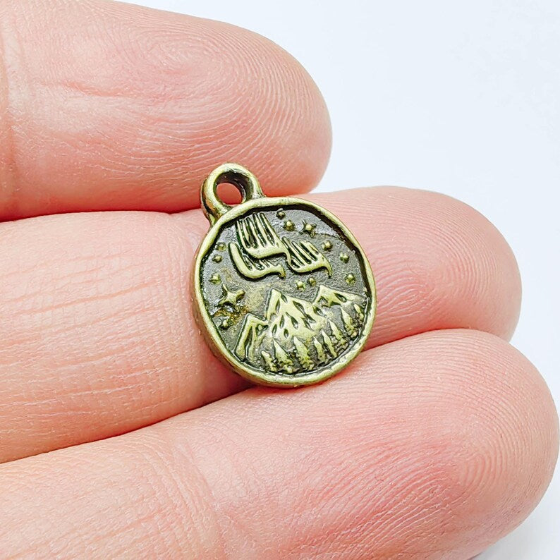 4 Pcs Aurora Borealis Charm, Double Sided Pendant, Northern Lights, 16x13mm Antique Bronze Plated Bronze G37613