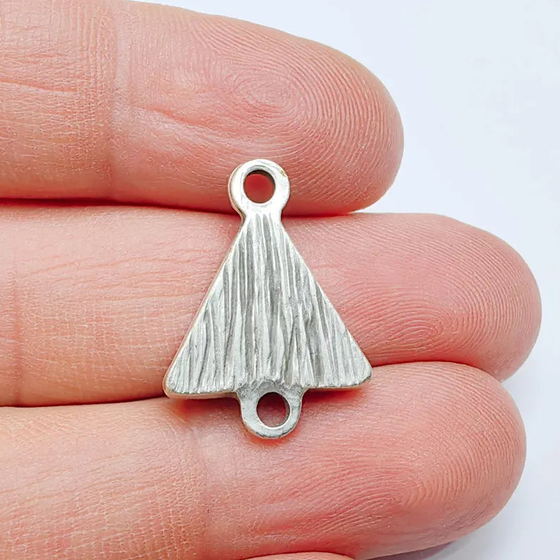 Triangle Pendant Blank, 15mm Bezel, Antique Silver, Double Loop Connector, G37650