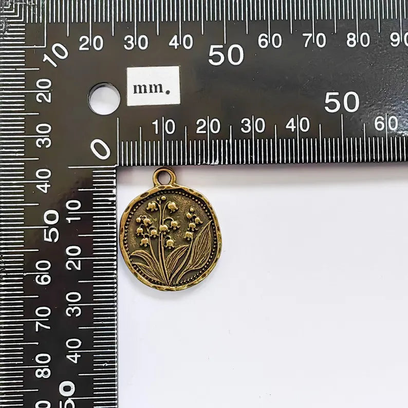 Lily of the Valley Charm, Floral Pendant, Boho Jewelry Supplies, Antique Bronze Plated, 27x22mm G37656