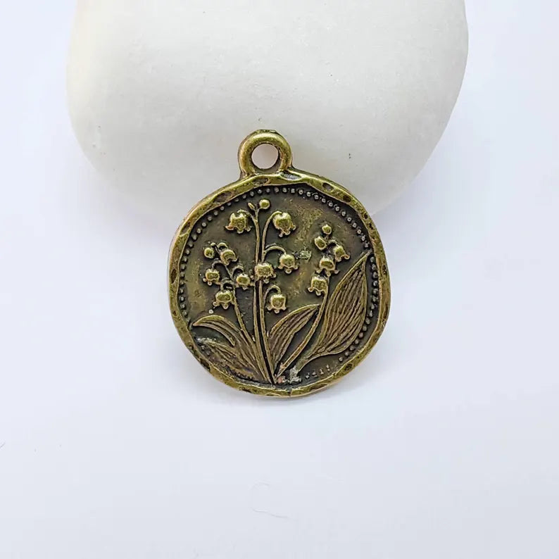 Lily of the Valley Charm, Floral Pendant, Boho Jewelry Supplies, Antique Bronze Plated, 27x22mm G37656