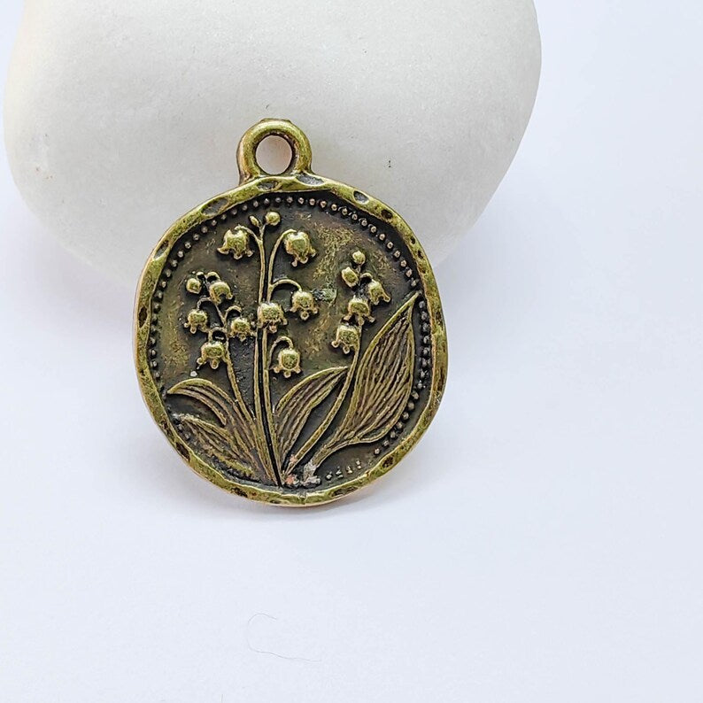 Lily of the Valley Charm, Floral Pendant, Boho Jewelry Supplies, Antique Bronze Plated, 27x22mm G37656