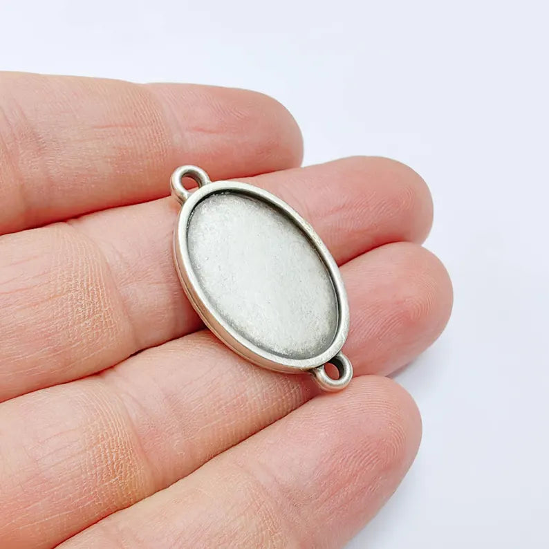 Oval Connector Bezel Base, 25x18mm Setting, Antique Silver, Resin Jewelry Link, G37660