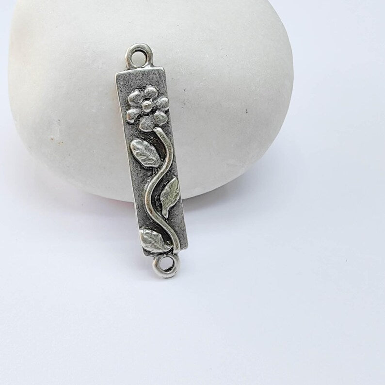 2 Floral Daisy Connector Bar, Antique Silver Vine , Double Loop Link, 32x6mm, G37670
