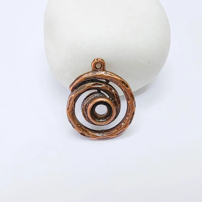 Round Spiral Connector, 7mm Bezel Center, Antique Copper Plated, Zamac Jewelry Finding, 28x22mm, G37685