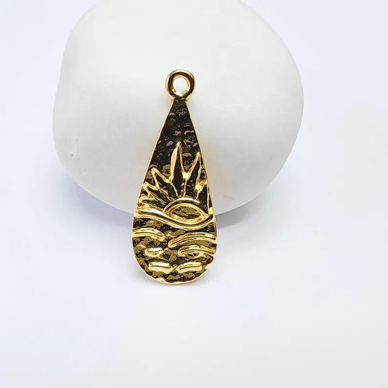 Ocean Sun Charm, Abstract Sea Horizon Design, 24K Gold, Jewelry Finding, 33x13mm G37691