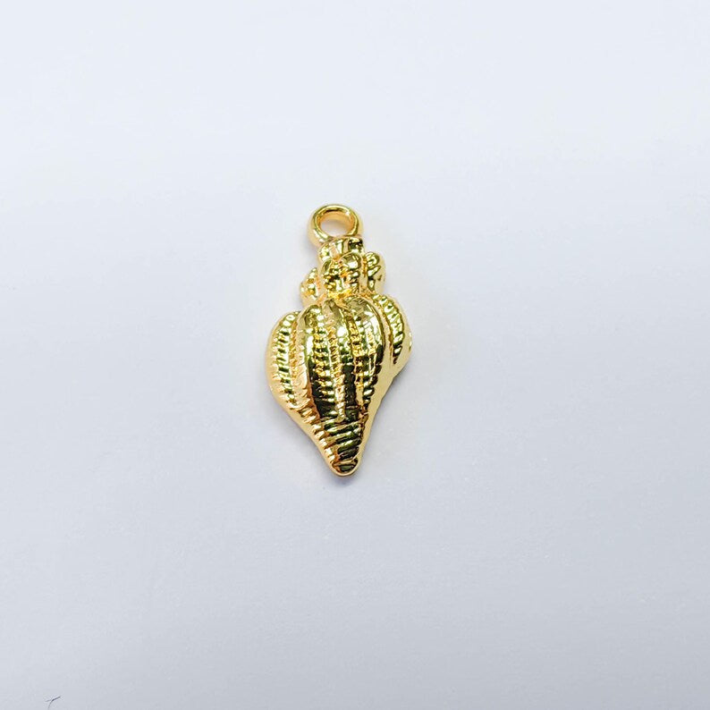 2 Sea Shell Charm, Ocean Inspired Design, Gold Color, Zamac Jewelry Finding, 23x11mm, G37695