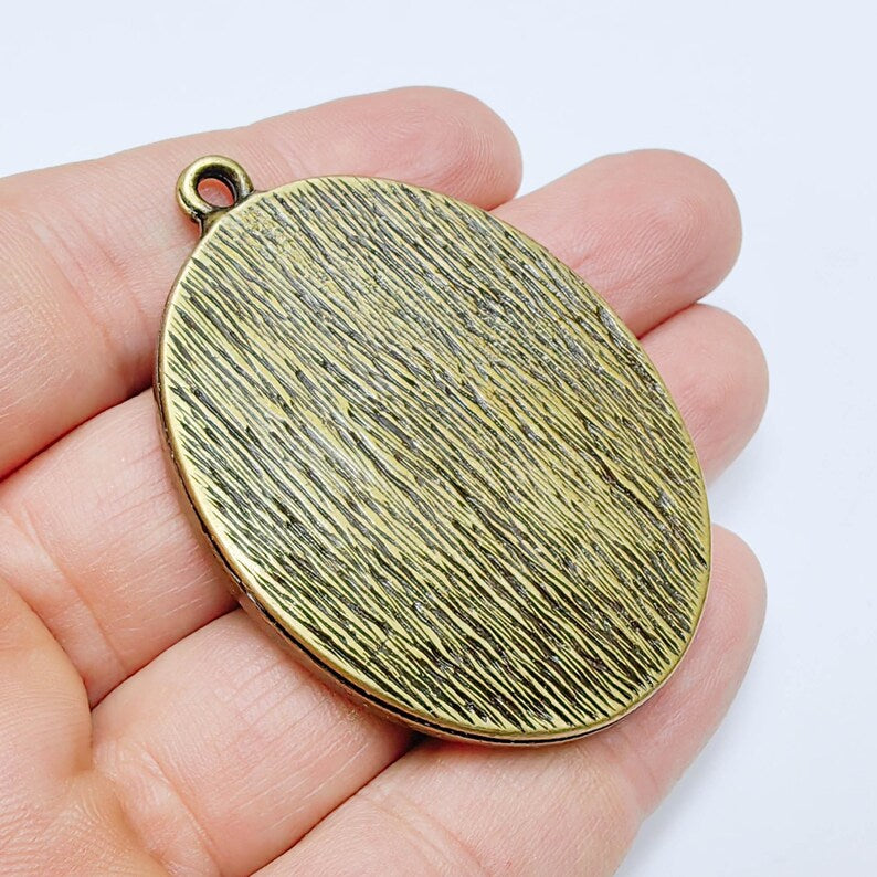 Large Oval Pendant Blanks, Resin Bezel Base, Mosaic Mountings, Antique Bronze Plated 50x40mm G37619