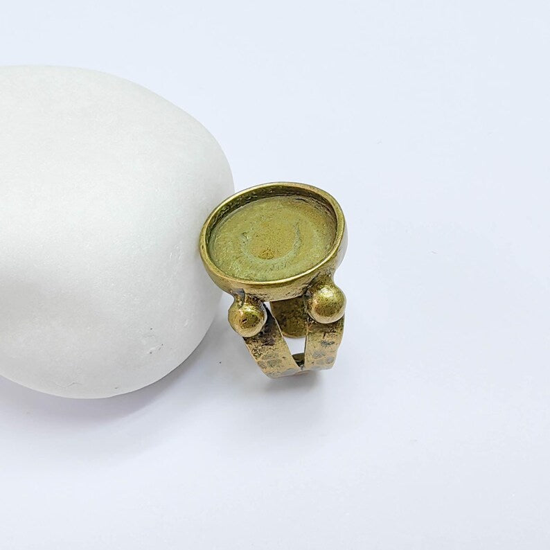 Adjustable Ring Base, 15mm Round Bezel Setting, Antique Bronze Jewelry Making, G37620