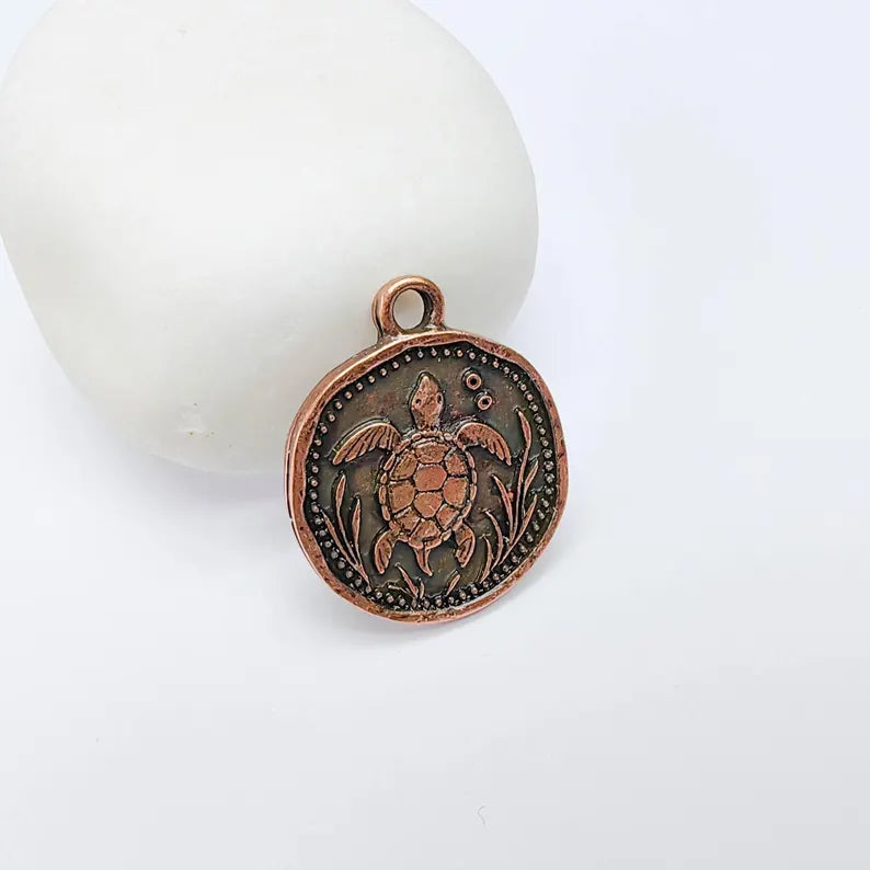 Sea Turtle Charm Pendant, Round Ocean Design, Antique Copper Color, 37x24mm, G37714