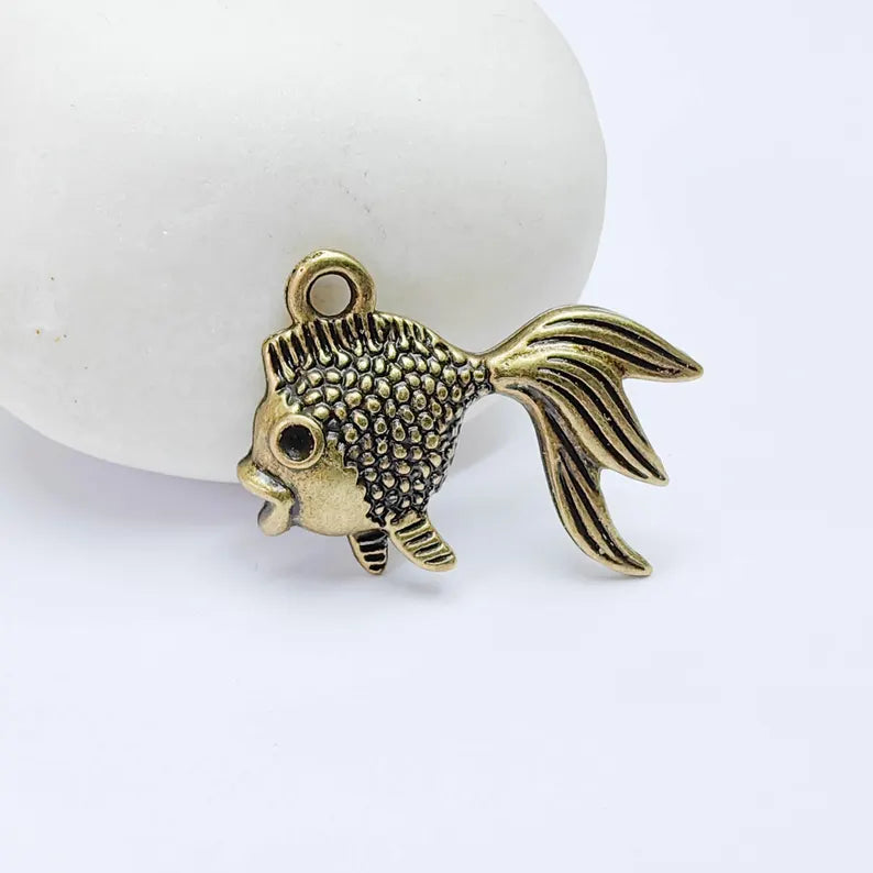 2 Goldfish Charm Pendant, Detailed Fish Design, Antique Bronze Plated, 27x18mm, G37720