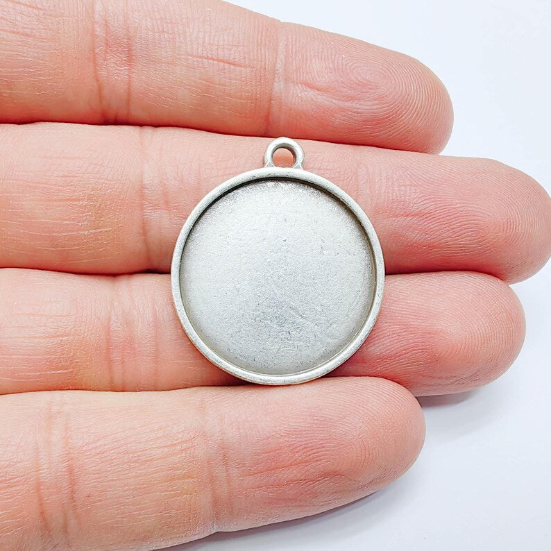 Round Bezel Pendant, 25mm Inner Size, Antique Silver Plated, Zamac Jewelry Finding, 31x26mm, G37721