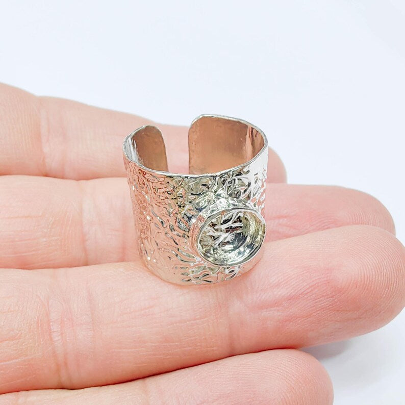 Shiny Silver Ring Setting, Cabochon Blank, Resin Bezel, Epoxy Base, Adjustable Brass 8mm G37732