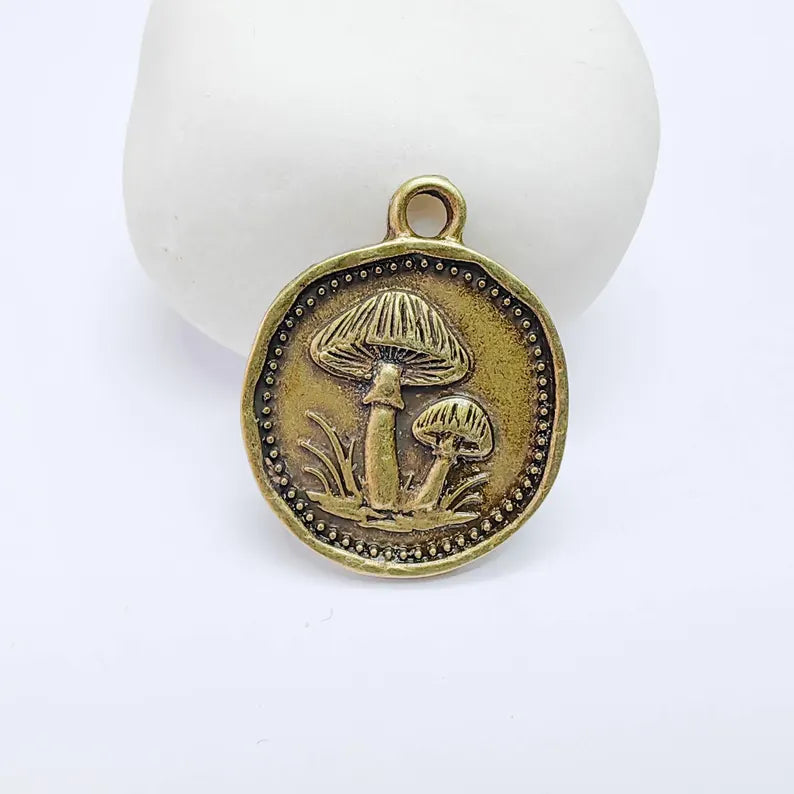 Mushroom Charm Pendant, Botanical Fungi Design, Antique Bronze Plated, 29x24mm, G37733