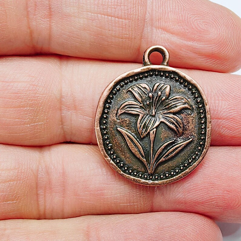 Lily Flower Charm Pendant, Botanical Coin Design, Copper Plated, 29x24mm, G37735