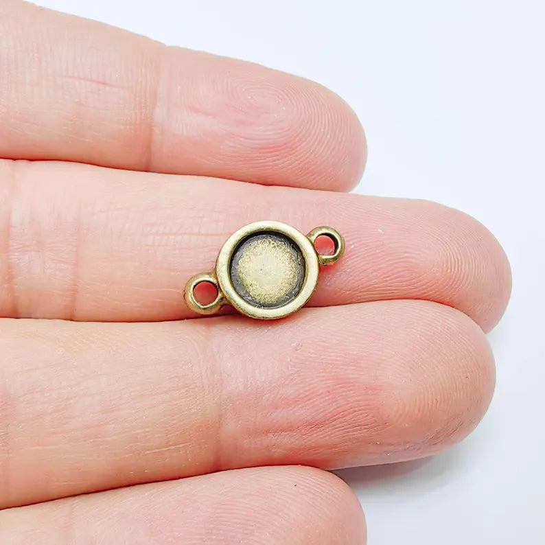 4 Round Cabochon Connector, Bracelet Necklace Blank, 8mm Bezel, Antique Bronze Plated, G37736