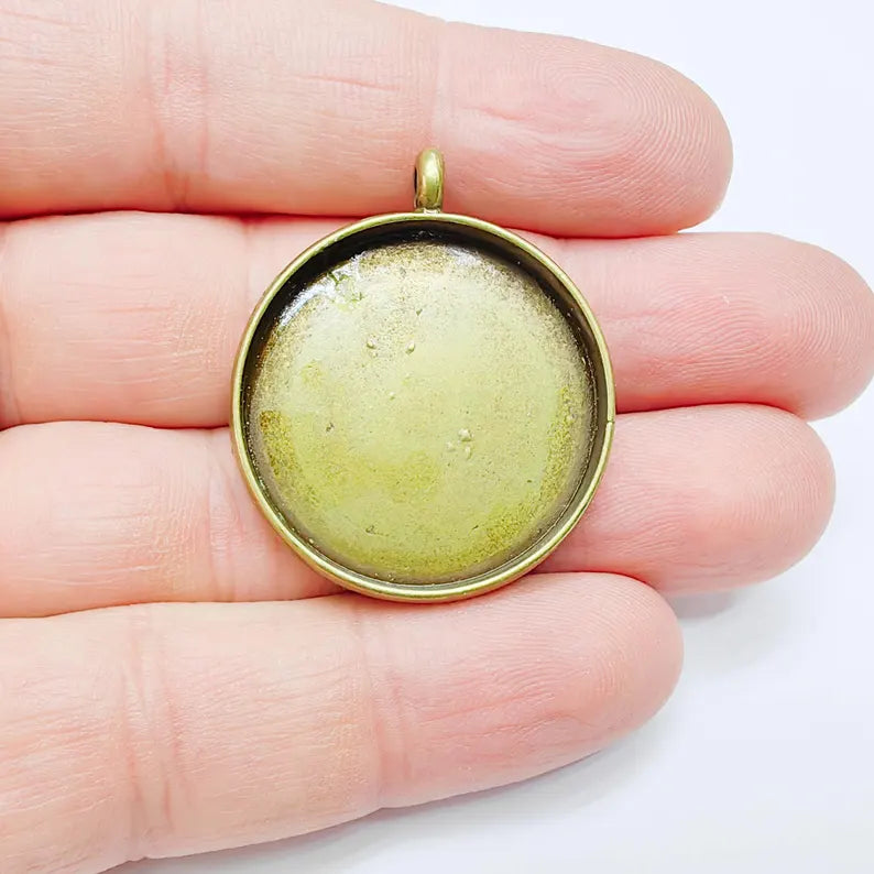 Pendant Blanks, Resin Bezel Bases, 30mm Mosaic Mountings, Polymer Clay, Antique Bronze Plated G37737