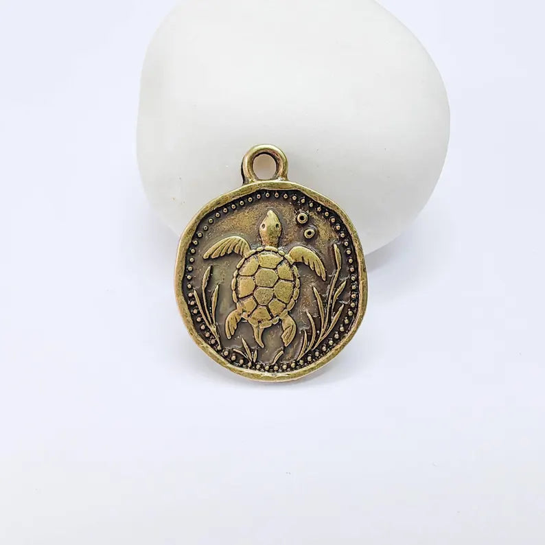 Sea Turtle Charm Pendant, Ocean Animal Design, Antique Bronze Plated, 29x24mm, G37739