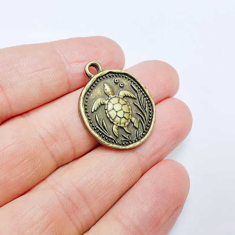 Sea Turtle Charm Pendant, Ocean Animal Design, Antique Bronze Plated, 29x24mm, G37739