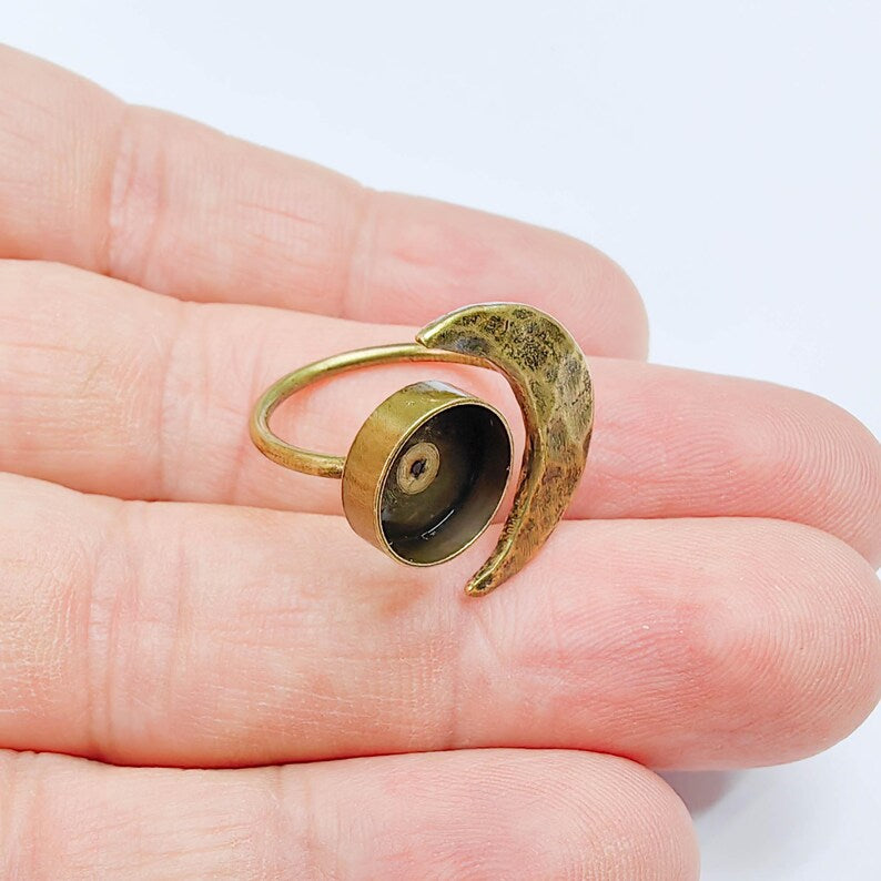 Crescent Moon Adjustable Ring, 10mm Bezel Setting, Antique Bronze Ring Base, G37627