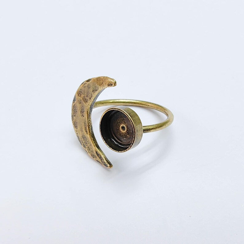 Crescent Moon Adjustable Ring, 8mm Bezel Setting, Antique Bronze Ring Base, G37630