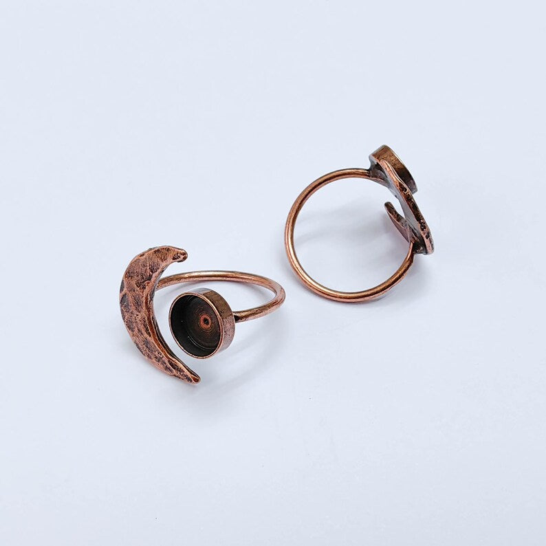 Crescent Moon Adjustable Ring, 8mm Bezel Setting, Antique Copper Ring Base, G37644