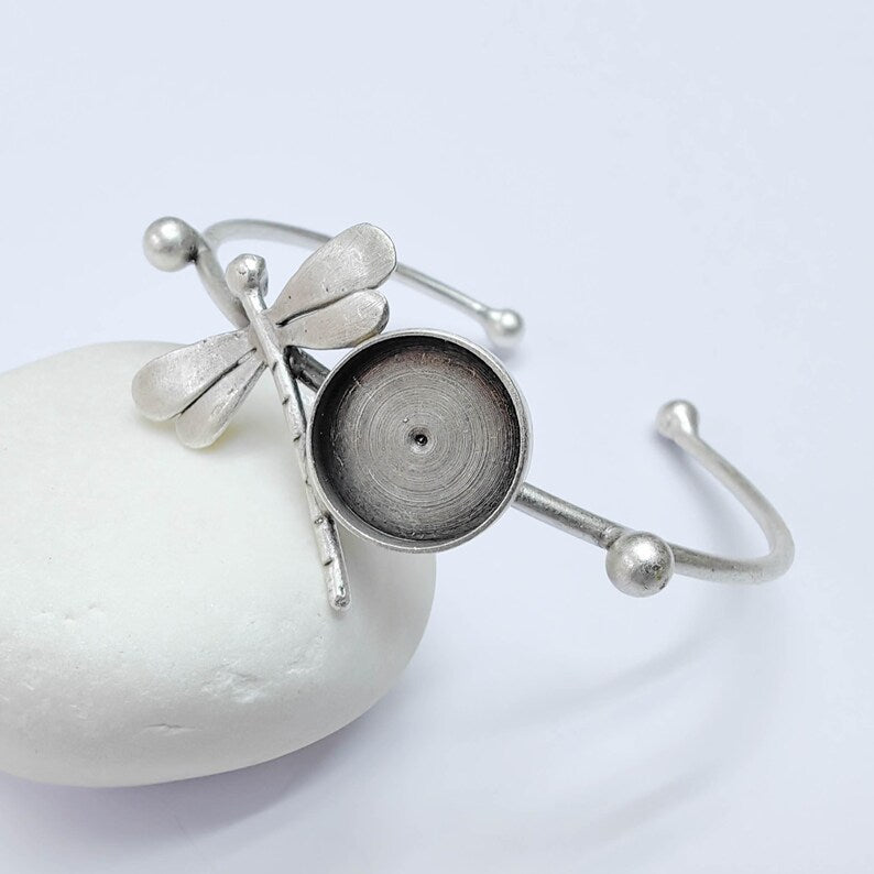 Dragonfly Bezel Bracelet Base, Adjustable Cuff, Antique Silver, Resin Jewelry, 14mm, G37654