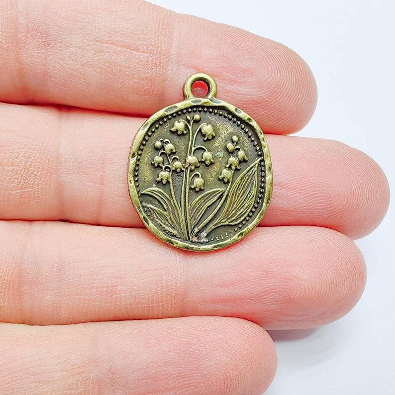 Lily of the Valley Charm, Floral Pendant, Boho Jewelry Supplies, Antique Bronze Plated, 27x22mm G37656