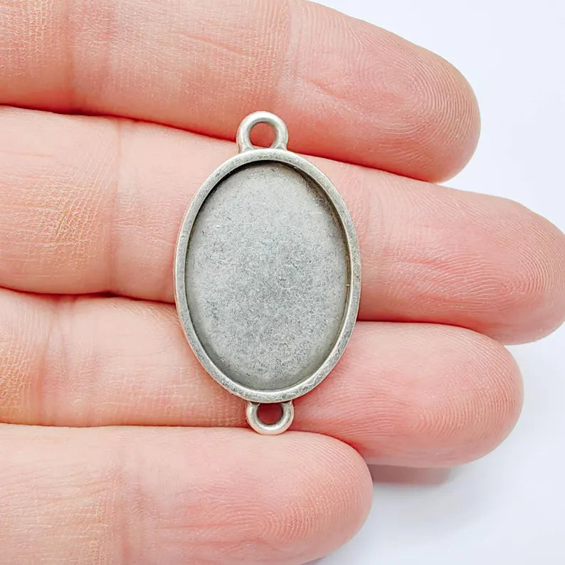 Oval Connector Bezel Base, 25x18mm Setting, Antique Silver, Resin Jewelry Link, G37660