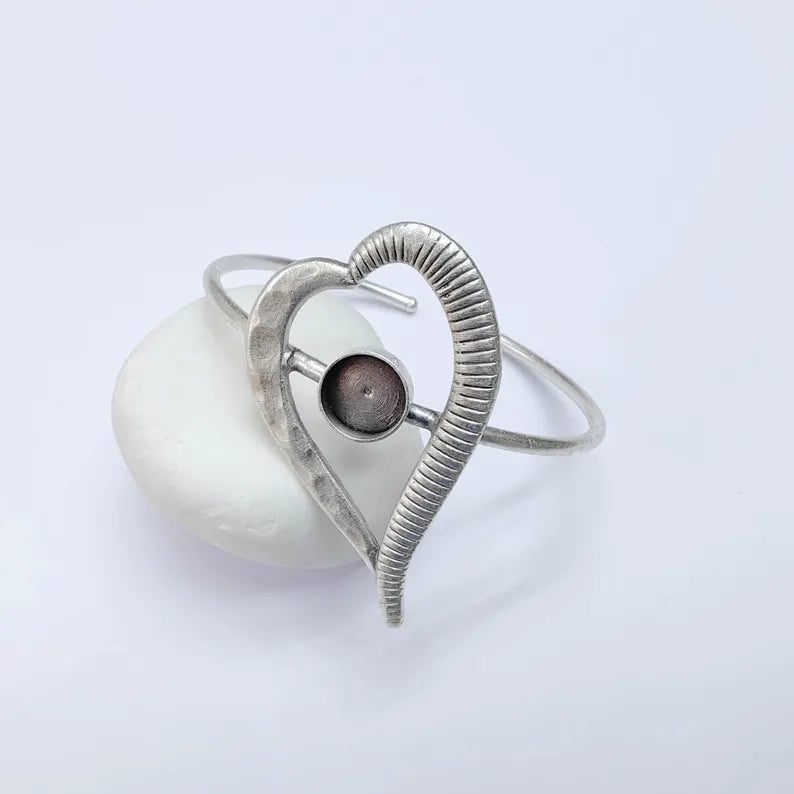 Heart Bezel Bracelet Base, 10mm Setting, Antique Silver, Adjustable Cuff, G37664