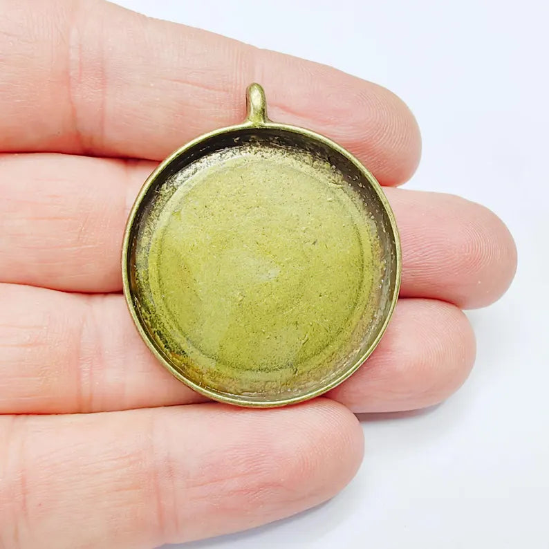 Round Pendant Blanks, Resin Bezel Bases, Mosaic Mountings, Dry flower Frame, Polymer Clay base, Antique Bronze Plated (35mm) G37689