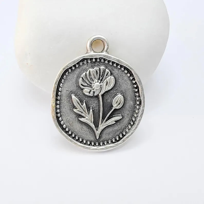 Poppy Flower Charm Pendant, Botanical Floral Design, Antique Silver Plated, Round Shape, 28x24mm, G37769