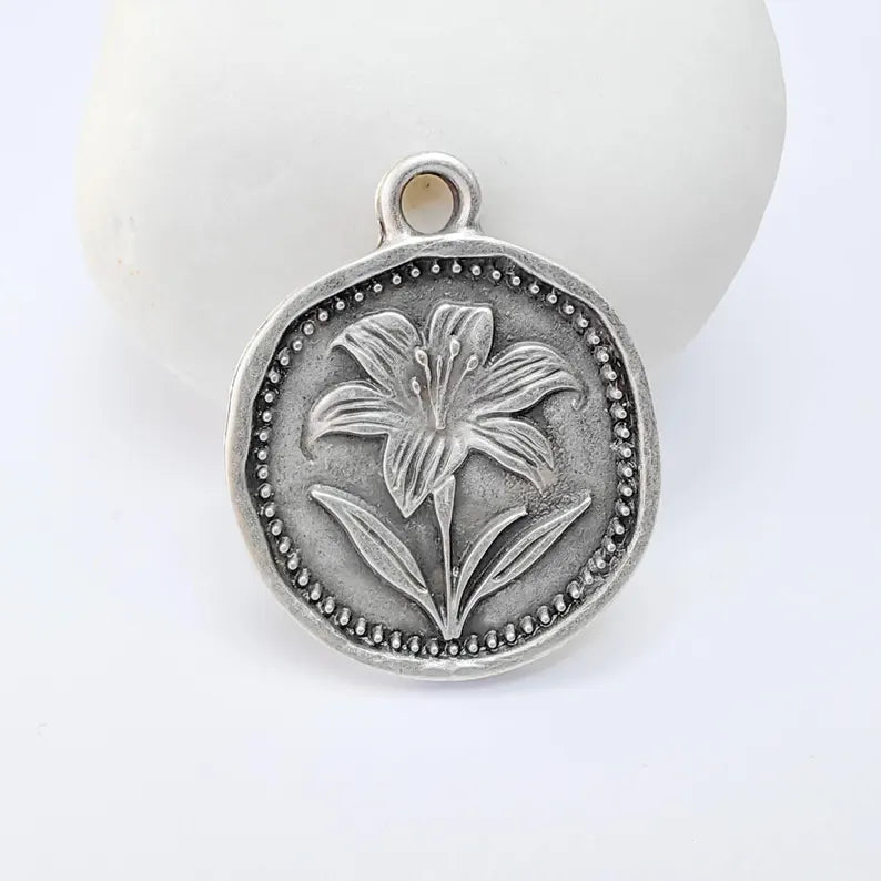 Lily Flower Charm Pendant, Botanical Floral Design, Antique Silver Plated, Round Shape, 28x24mm, G37774