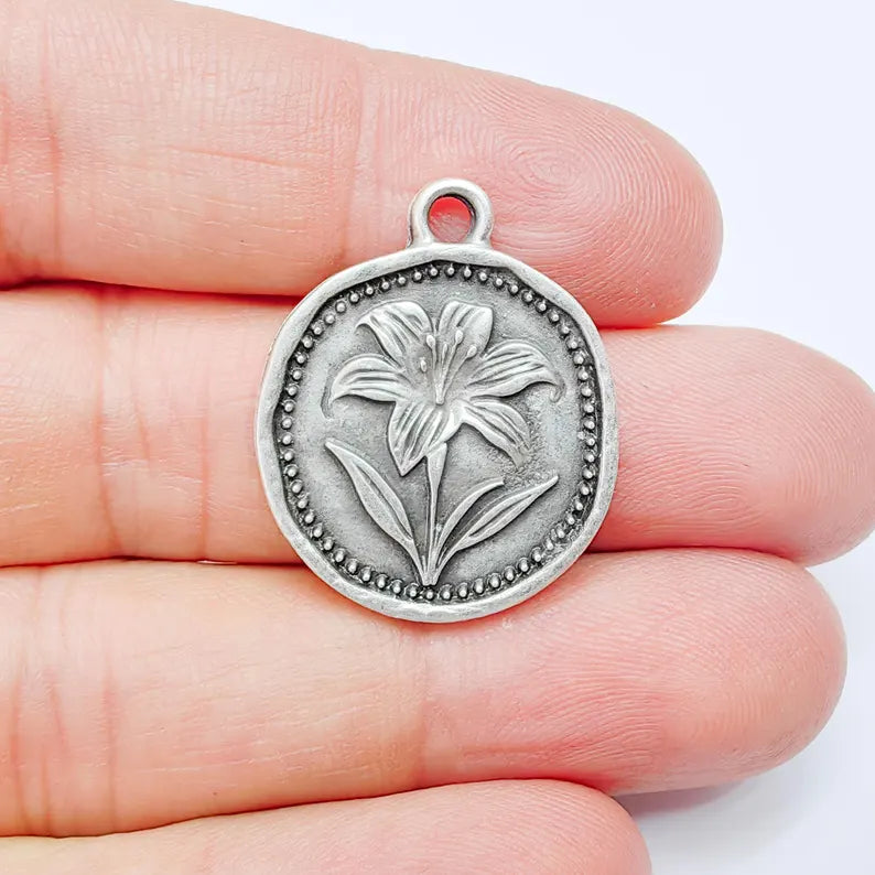 Lily Flower Charm Pendant, Botanical Floral Design, Antique Silver Plated, Round Shape, 28x24mm, G37774