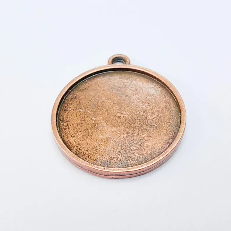 Round Bezel Pendant, 25mm Inner Size, Antique Copper Plated, Zamac Jewelry Finding, 31x26mm, G37778