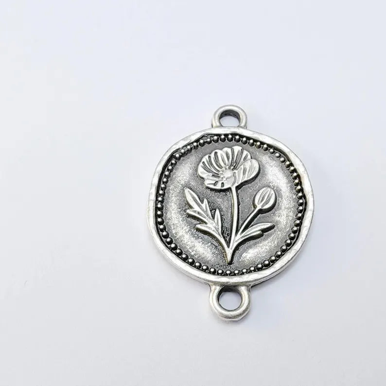Poppy Flower Charm Connector, Botanical Floral Symbol, Round Coin, Antique Silver Plated 34x24mm, G37785