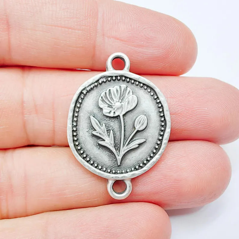 Poppy Flower Charm Connector, Botanical Floral Symbol, Round Coin, Antique Silver Plated 34x24mm, G37785
