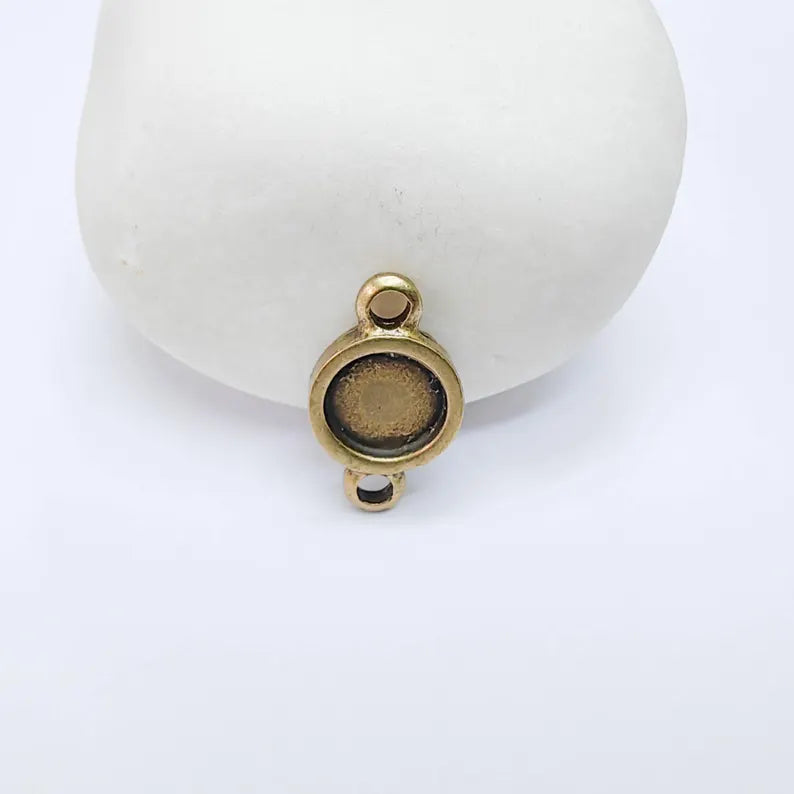 4 Round Cabochon Connector, Bracelet Necklace Blank, 8mm Bezel, Antique Bronze Plated, G37736